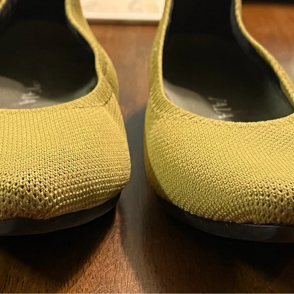 Vivaia jaja olive
